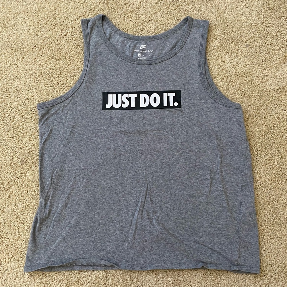 THE NIKE TEE Gray tank top workout tank for men